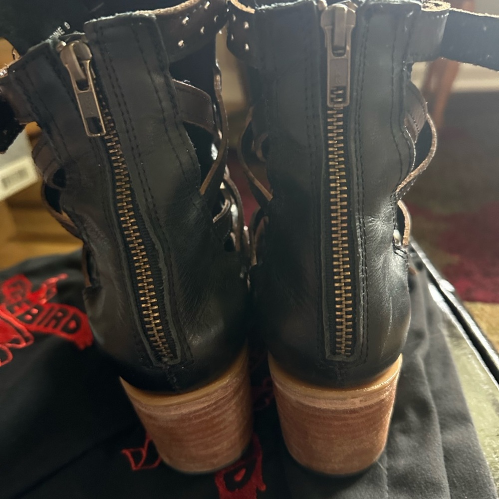 SOLD - Picture 5 of 9